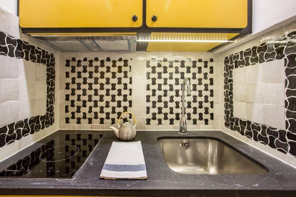 Charming Le Marais Retro Appartement *